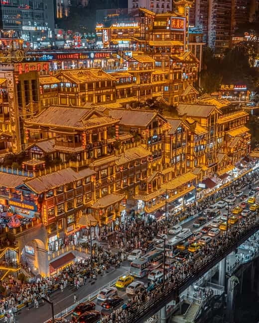Chongqing: Trendy Spots, Cableway & Ferry Private Tour - Luohan Temple and its 500 stone arhats