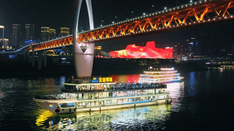 Chongqing: Two Rivers Night Cruise- Yangtze & Jialing Rivers - Who will enjoy this most