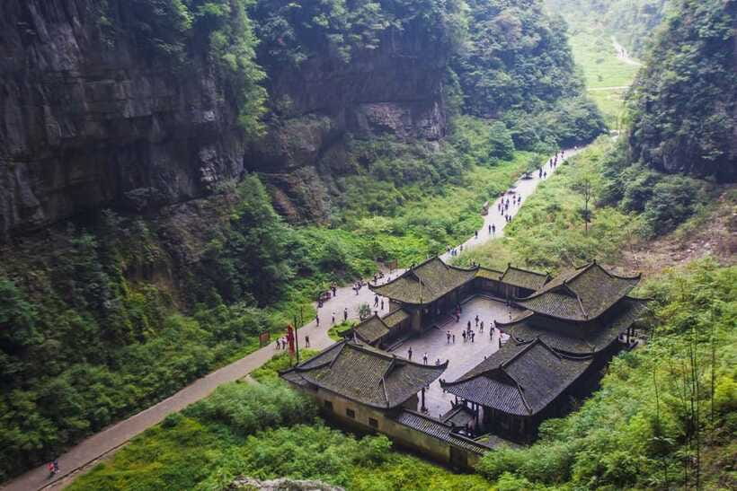 Chongqing: Wulong 2 Spots All-inclusive Luxury Private Trip - Who should book this Wulong day trip
