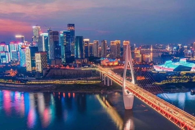 Chongqing Yangtze River Cruise and Illuminated Night Tour - The one-hour Yangtze cruise