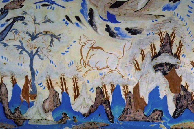 Classic The Silk Road Half Day Tour: The World Heritage --Mogao Grottoes - Visiting eight caves, with a realistic expectation
