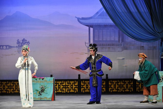 Classsic sichuan Opera at sichuan Provincial Theater - Is $18 good value?
