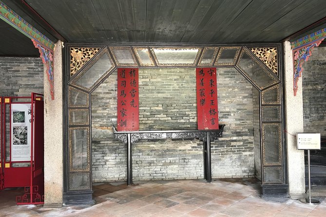 Coach Tour: Hong Kong Heritage Discovery - Starting early from Kowloon or Hong Kong Island