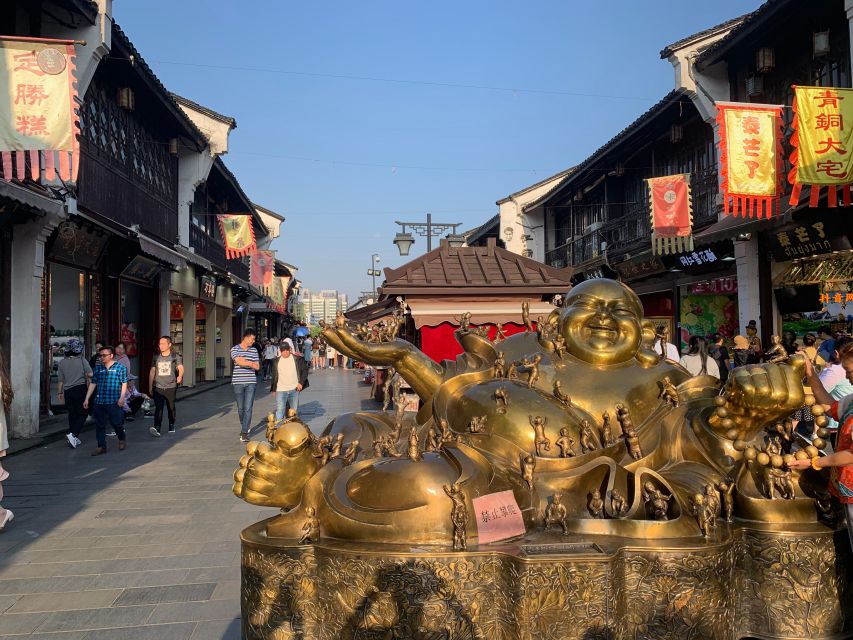 Customized Hangzhou Guided Tour Based on Your Interests - Lingyin Temple brings a quieter, older side of Hangzhou