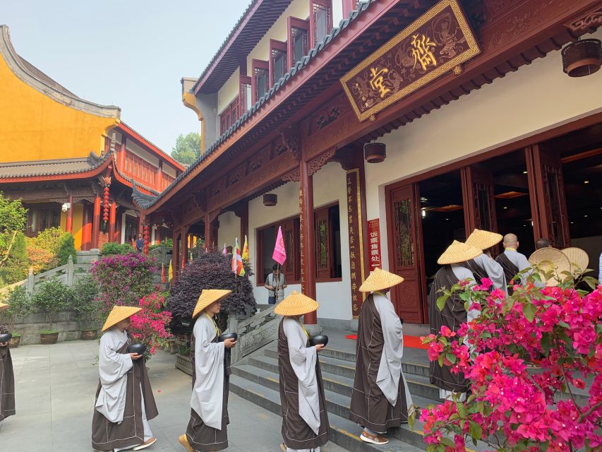 Customized Hangzhou Guided Tour Based on Your Interests - Shopping on Hefang Street or at Sijiqing Market