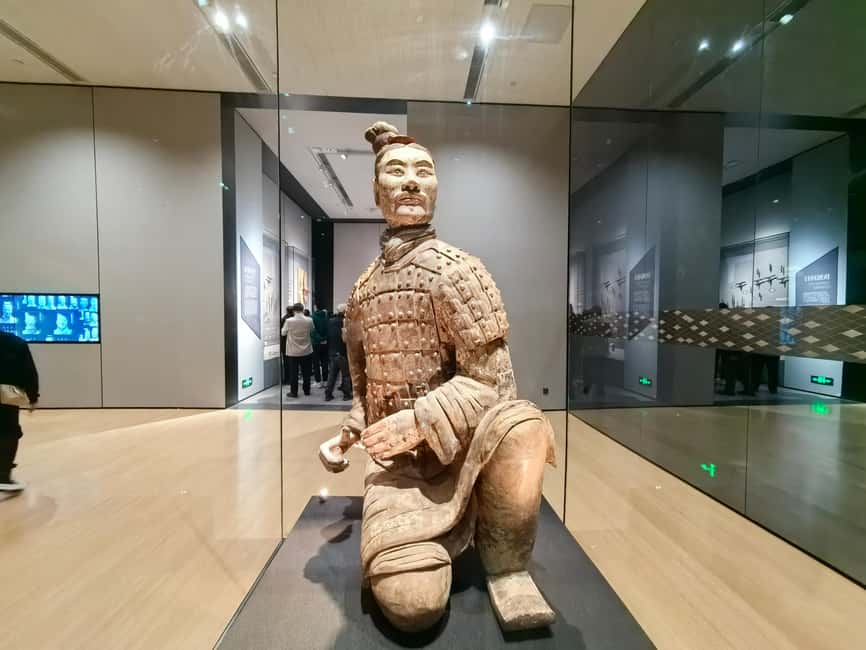 Customized Private Day Tour of Terracotta Army and Xi'an - What the guide adds to the day