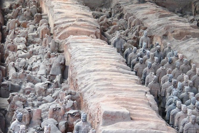 Customized Private Day Tour of Terracotta Warriors and Xi'an - Huaqing Palace adds imperial stories near the army