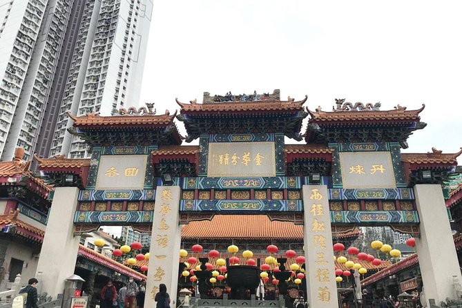 Day Tour to Hong Kong from Guangzhou by Round-way Bullet Train - Mong Kok and the city at street level