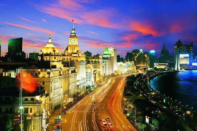 Din Tai Fung Dinner and VIP Class River Cruise Experience in Shanghai - Who will get the most from this tour