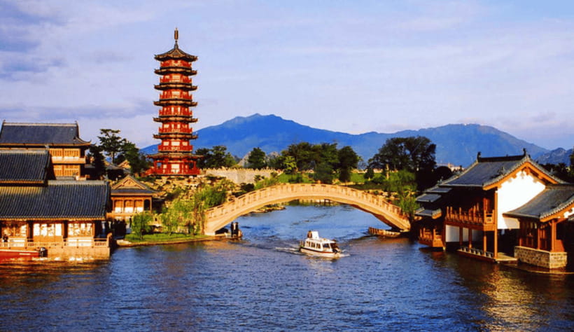 Discover Guilin's Gems:Guangzhou-Bullet Train Highlight Tour - Elephant Trunk Hill beside the Li River