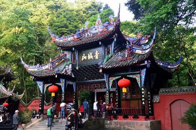Discovery more Dujingyan Mt Qingcheng with private guide tour - Who will enjoy this Chengdu tour most