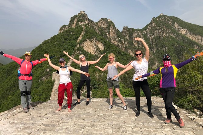 Fantastic Private Trip to Mutianyu Great Wall (English Service) - Arriving at Mutianyu and buying tickets
