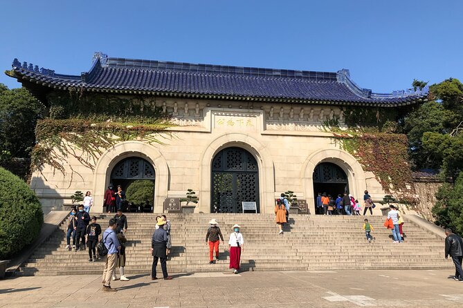 Flexible Private Nanjing City Highlights Day Tour - Sun Yat-sen Mausoleum and the long climb on Purple Mountain