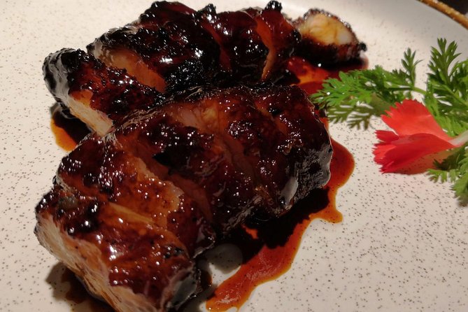 Foodies Tour In The Old Town of Guangzhou - The Market Shows You What Guangzhou Eats