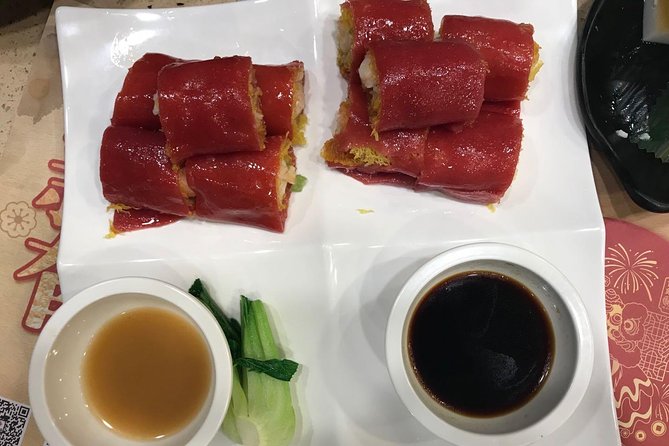 Foodies Tour In The Old Town of Guangzhou - Walking Through Guangzhou’s Old Food Streets