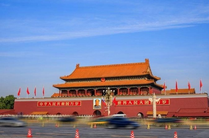 Forbidden City and Tiananmen Square Guided Tour in Beijing - What the guide adds to the visit