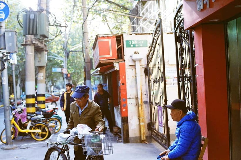 French Concession Walking Tour with Real Local - Middle Huaihai Road and the Paris of the East