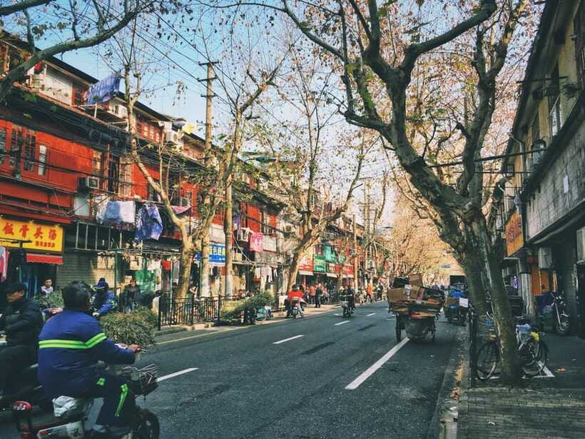 French Concession Walking Tour with Real Local - What the guide adds to the experience