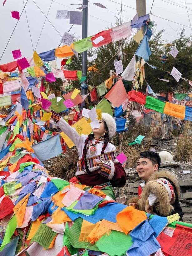 From Chengdu: Tibetan Village Live as a Tibetan Day Tour - A Tibetan lunch built around local ingredients