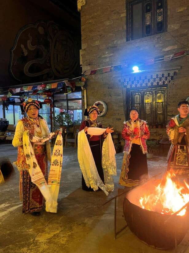 From Chengdu: Tibetan Village Live as a Tibetan Day Tour - Walking through Ganbao’s old stone lanes