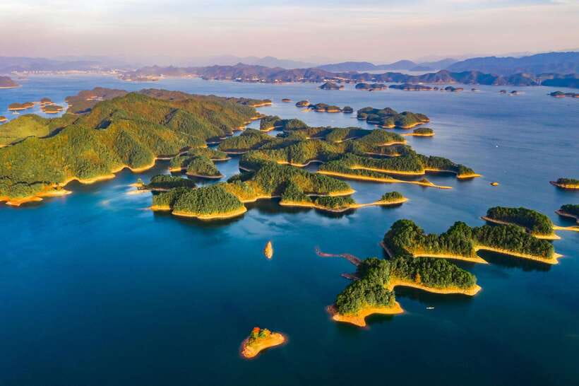 From Shanghai: Hangzhou Private Day Trip by Bullet Train - How fast is an eight-hour day?