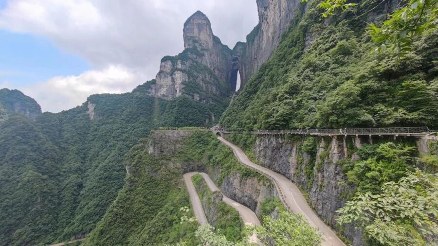 Full-Day Private Tour of Tianmen Mountain - Should you book this Tianmen Mountain tour?
