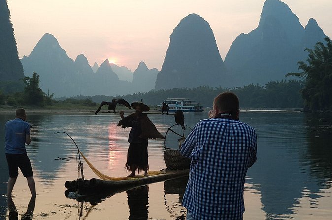 Full/Half-day Xingping Photographic Sunset tour with the Fisherman - Who will get the most from this outing