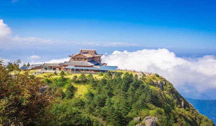 Golden Buddha & Cloud Sea: Emei Mountain Private Tour - What $292 per person really buys