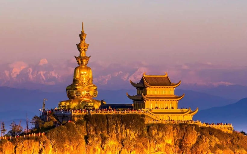 Golden Buddha & Cloud Sea: Emei Mountain Private Tour - Leaving Chengdu at 6:00 AM