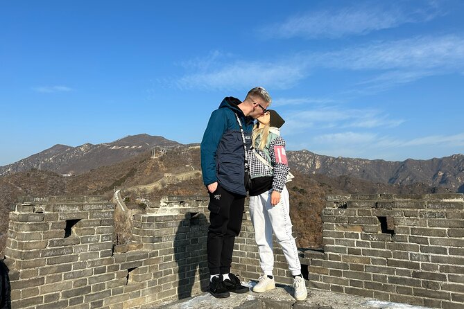 Great Wall & Old City Hutong Join In Group Layover Tour (9AM-5PM) - A real timing issue to consider