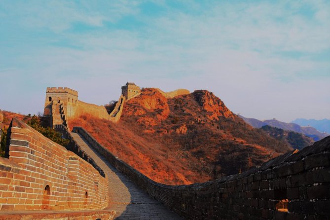 Great Wall Private Hiking Day: Gubeikou to Jinshanling w/ Lunch - The private guide makes the long route manageable