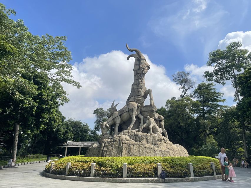 Guangzhou Day Tour By Metro & Boat - Entering the Nanyue King’s Original Tomb