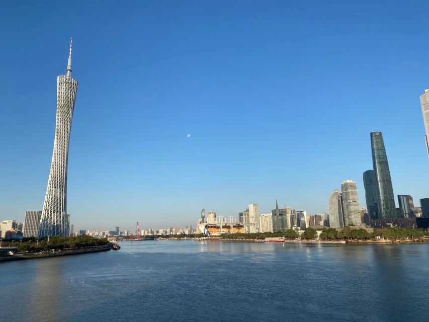 Guangzhou Day Tour By Metro & Boat - Riding the Public Boat on the Pearl River