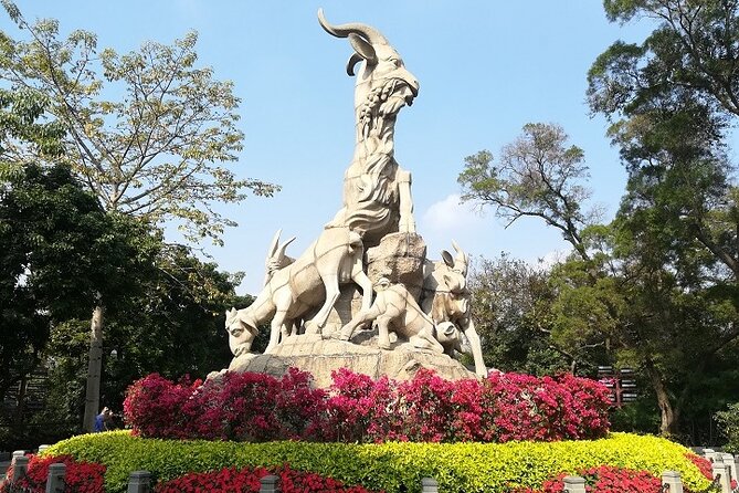 Guangzhou Layover Visa-Free Private Tour with Airport Transfer - Liurong Temple and its Flower Pagoda