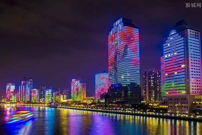 Guangzhou Night Pearl River Cruise VIP Seating with Private Transfer - Key things to know before booking
