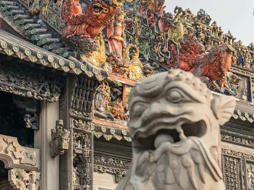 Guangzhou: Private Guided City Tour with a Local - Markets, negotiations, and everyday local life