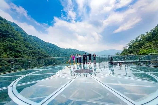 Guangzhou VIP Car Tour– Tailored Sightseeing & Shopping Adventure - Onelink International Plaza for wholesale shopping