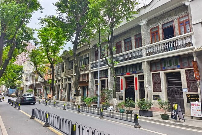 Guangzhou VIP Car Tour– Tailored Sightseeing & Shopping Adventure - Private transport and the value of $179