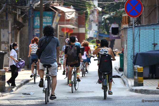Guided Cycle Tour of Guangzhou - Old lanes and the Donghaochong project