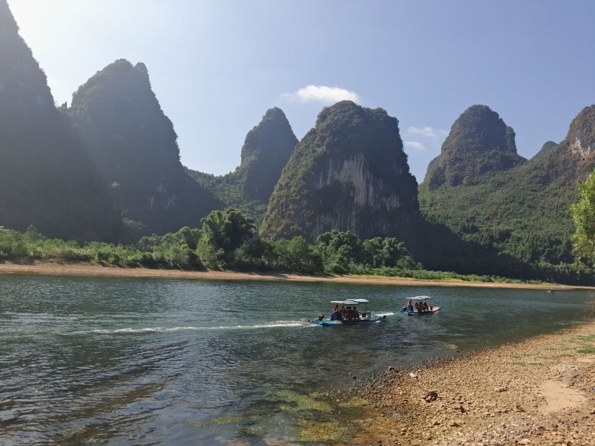 Guilin: Classic Private Full–Day Tour - The Li River ride is smaller than the wording may suggest
