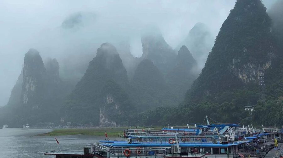 Guilin: Classic Private Full–Day Tour - Impression Liusanjie gives the evening a grand finish