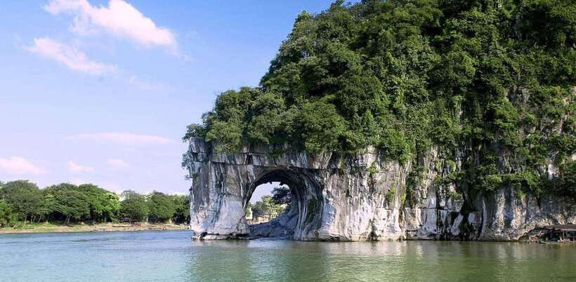 Guilin: Elephant Trunk Hill, Reed Flute Cave & Daxu Old Town - Reed Flute Cave and Guilin’s underground theater