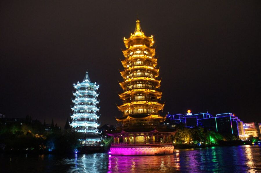 Guilin: Four Lakes Night Cruise with Round-trip Transfer - The twin pagodas and Guilin’s night scenery