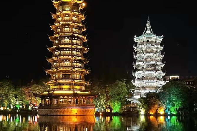 Guilin Four lakes night cruise with the English speaking driver from Guilin hotel - Why the Four Lakes are best after dark