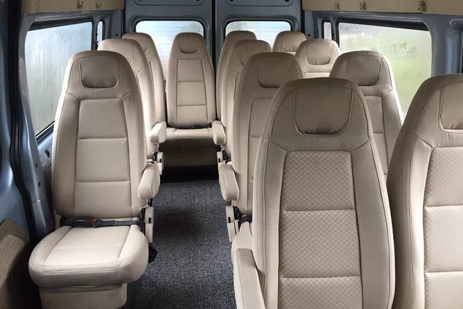 Guilin Liangjiang International Airport (KWL) to YANGSHUO hotel - What the 1 to 1.5 Hour Drive Is Like