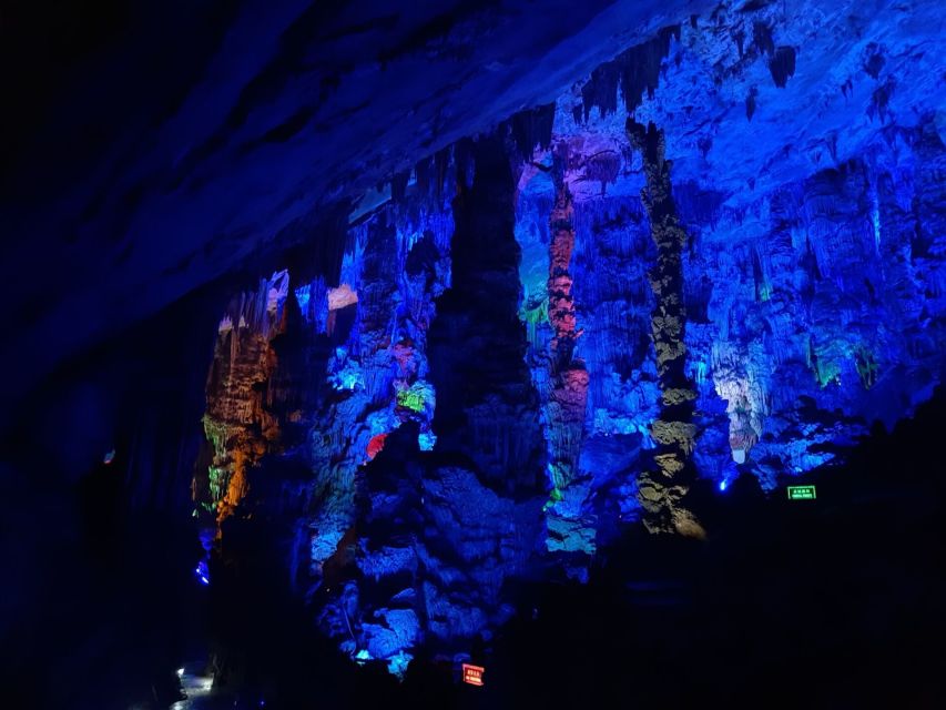 Guilin: Private Full-Day City Tour with Fubo Hill - Fubo Hill and the climb to the 1,000 Buddha Cave