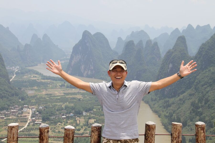 Guilin: Private Mountains and Rivers Day Tour - What the scenery feels like from the river