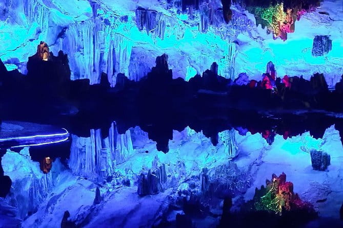 Guilin Reed Flute Cave and Longji Rice Terraces Private Day Tour - Reed Flute Cave: a colorful one-hour start