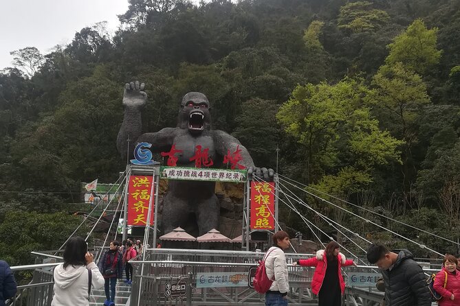 Gulong Gorge Skywalk Glass Bridge and Amusement Park Private Tour - Why Gulong Gorge makes a strong day trip from Guangzhou