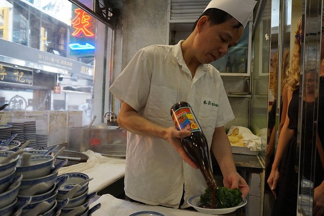 Half-Day Private Custom Tour of Hong Kong - Mong Kok, Ladies Market, and Goldfish Street